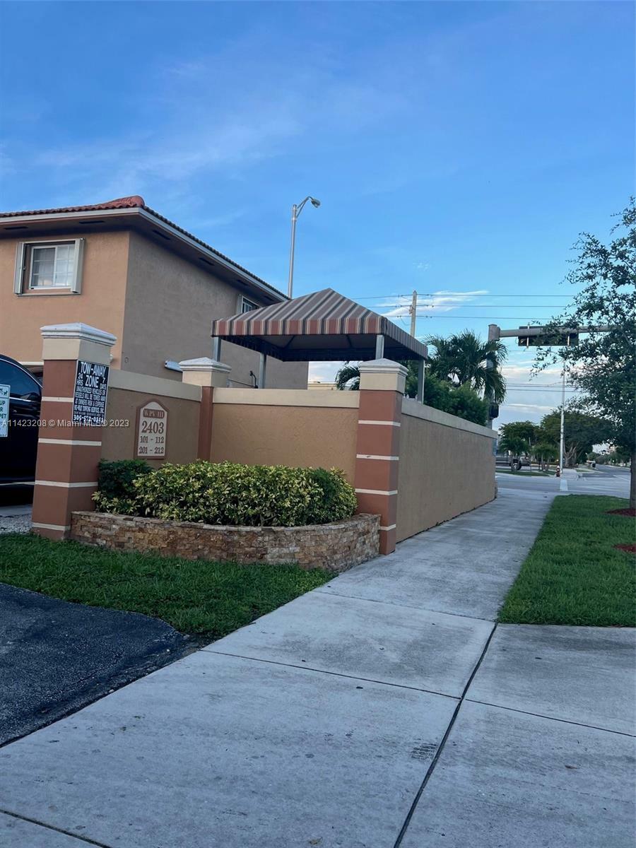 2403 W 76th St 110  Hialeah FL 33016 photo