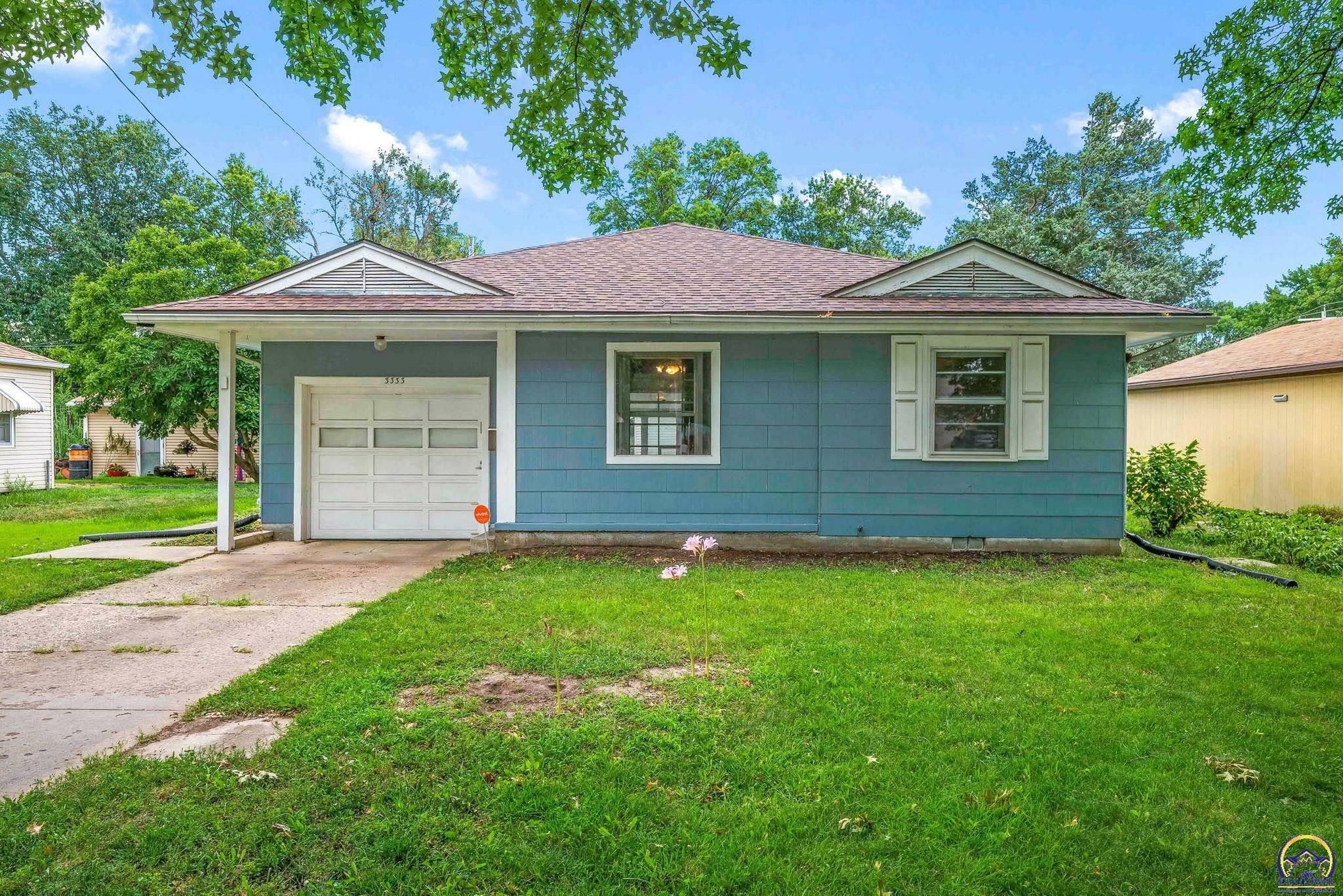 Property Photo:  3333 SW 7th St  KS 66606 