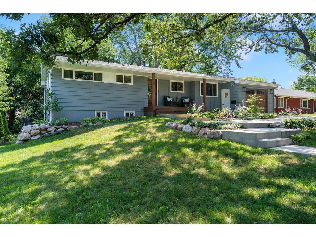 Property Photo:  1347 Kentucky Avenue S  MN 55426 