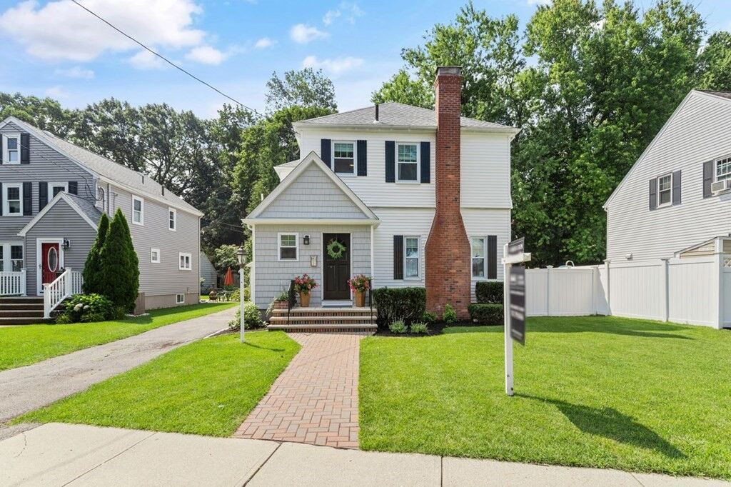 Property Photo: 17 Wildwood Rd MA 02155