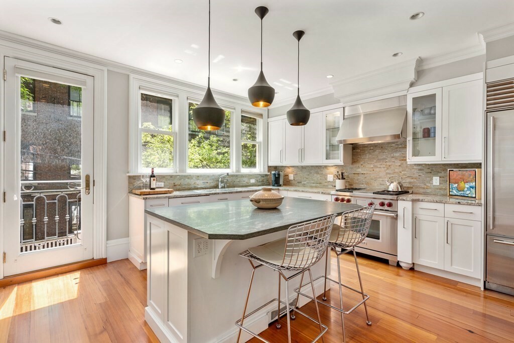 Property Photo: 48 Appleton Street MA 02116