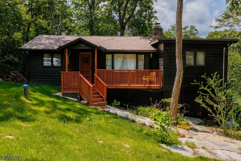 Property Photo: 113 Vista Dr NJ 07422