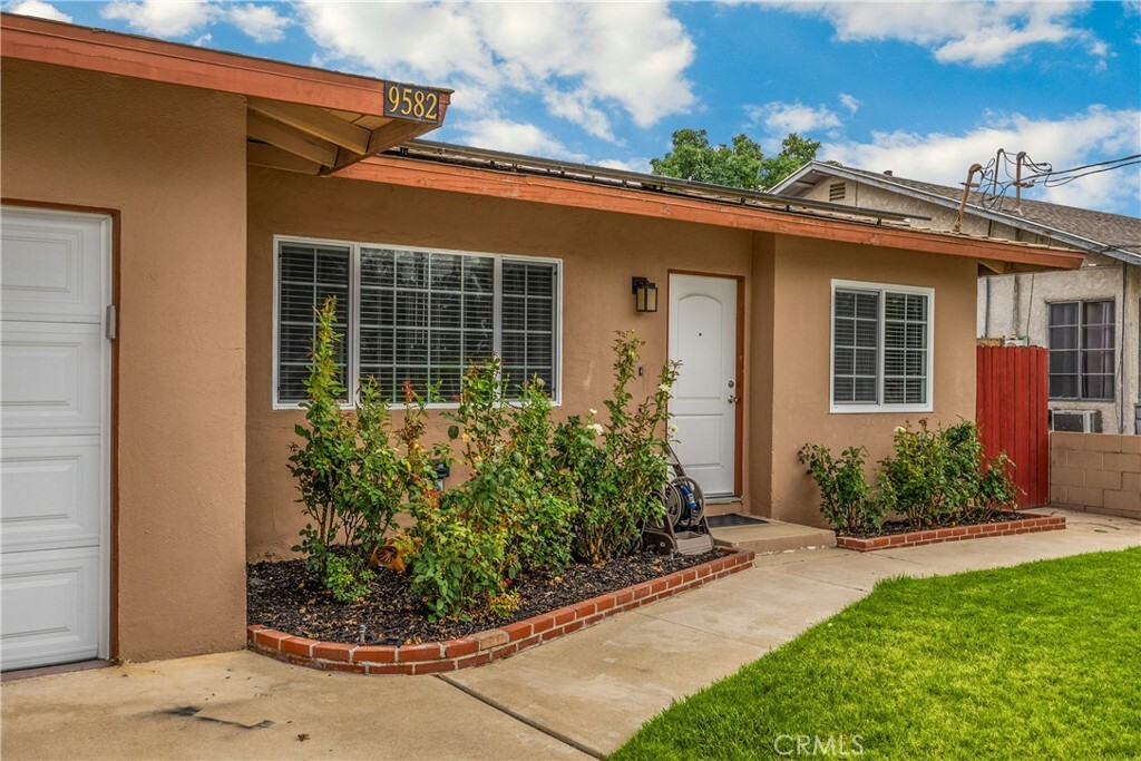 Property Photo:  9582 Monte Vista Street  CA 91701 