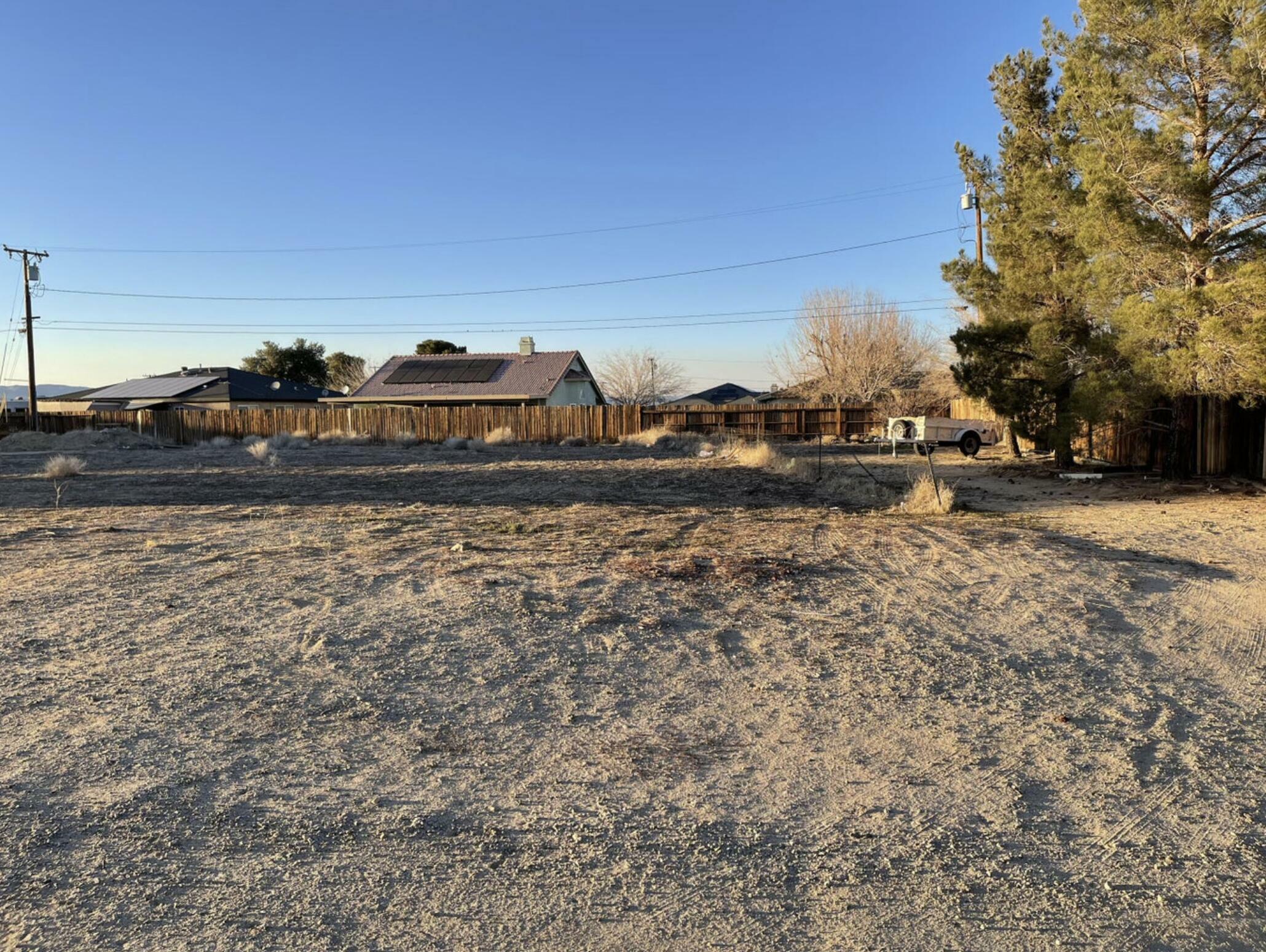 Property Photo:  Columbine Avenue  CA 93505 