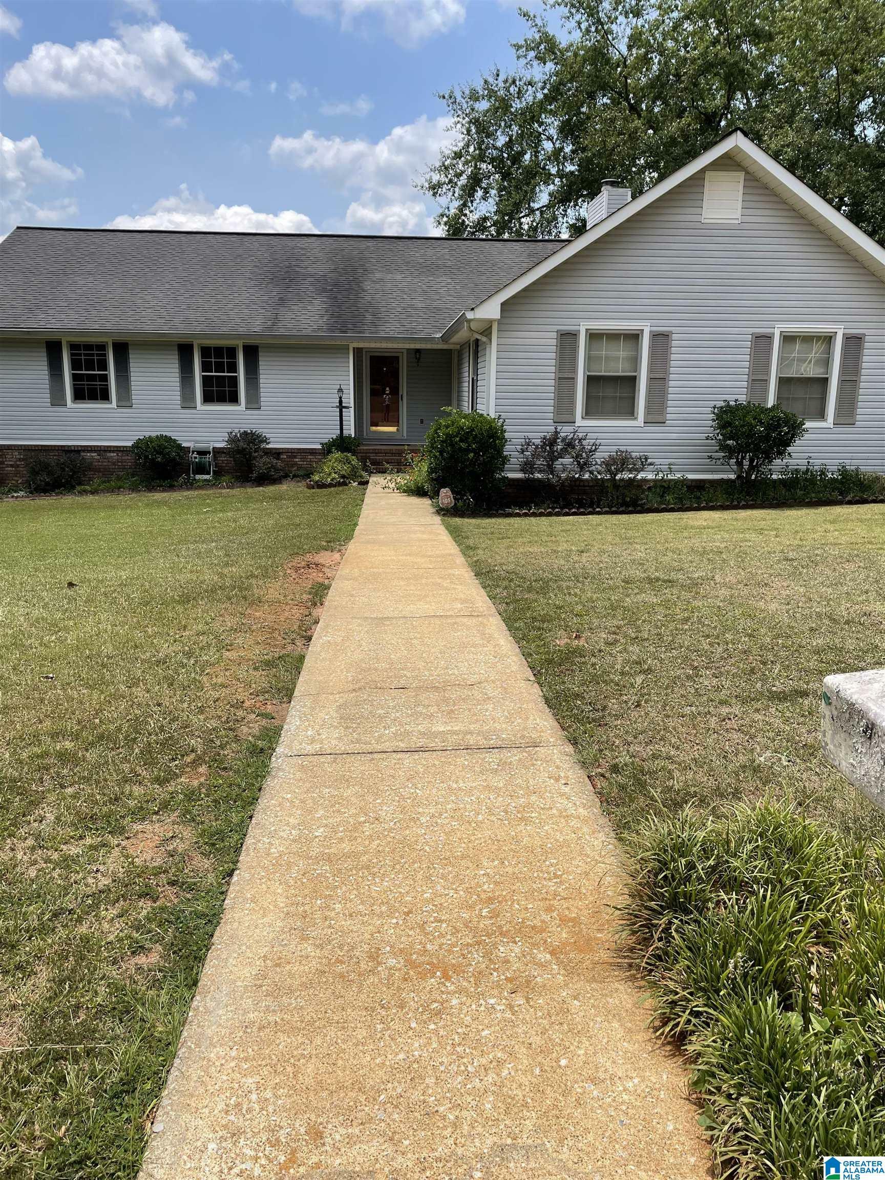 Property Photo:  3900 Dundee Street  AL 36207 