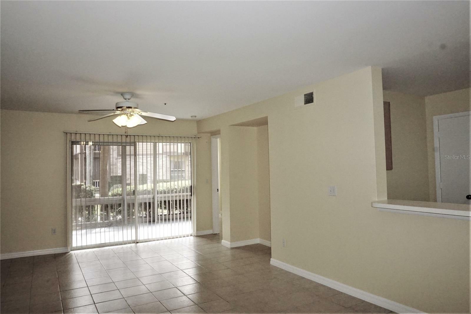 Property Photo:  498 N Pin Oak Place 108  FL 32779 