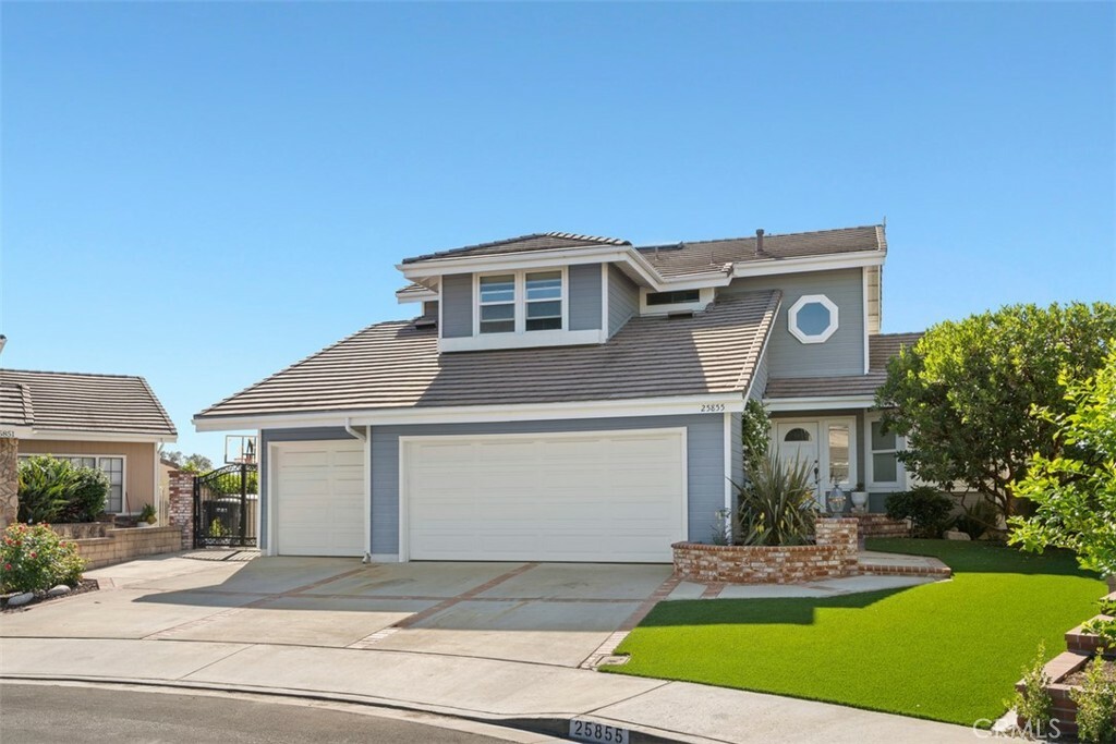 Property Photo: 25855 Windsong CA 92630