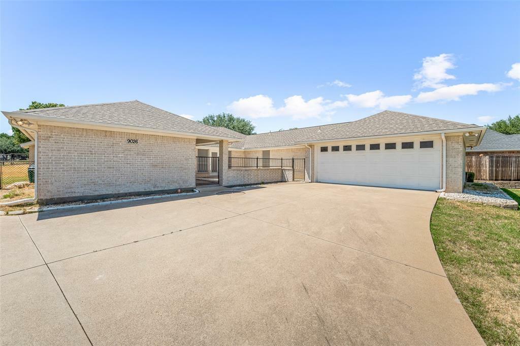 Property Photo:  9026 Bellechase Road  TX 76049 