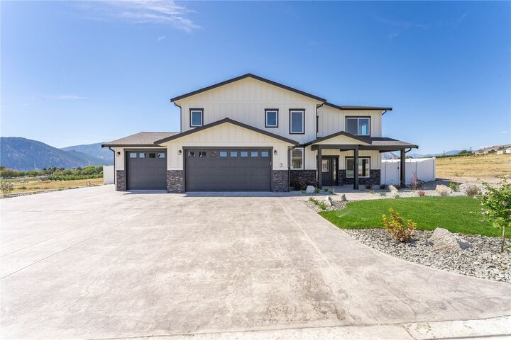 Property Photo:  23 Abe Lane  WA 98831 