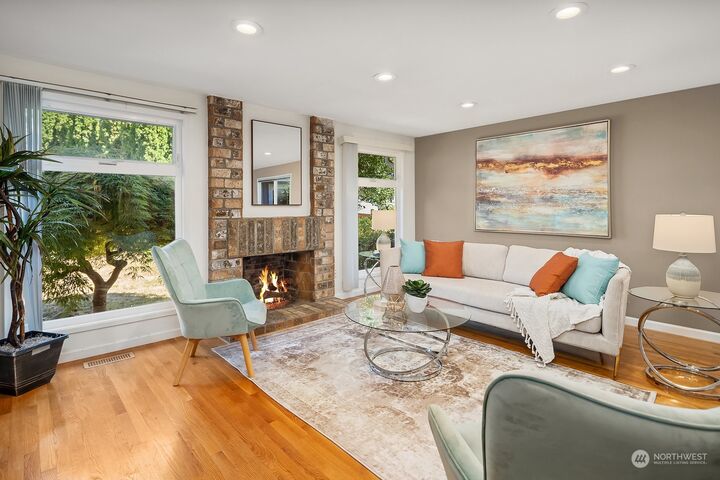 Property Photo: 14249 112th Place NE WA 98034