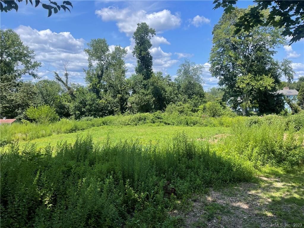 Property Photo: 104 Damascus Road CT 06405