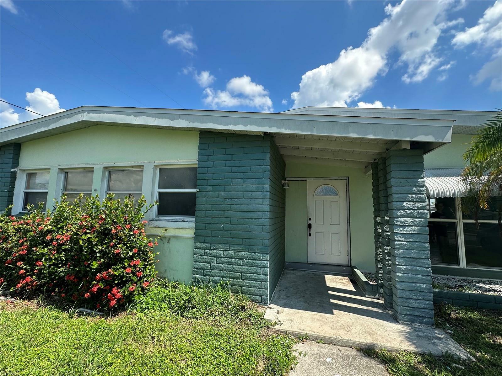 Property Photo:  2554 Ambrose Lane  FL 33952 