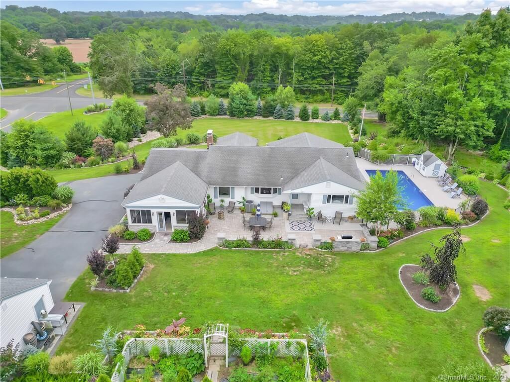 Property Photo: 429 New Britain Avenue CT 06067