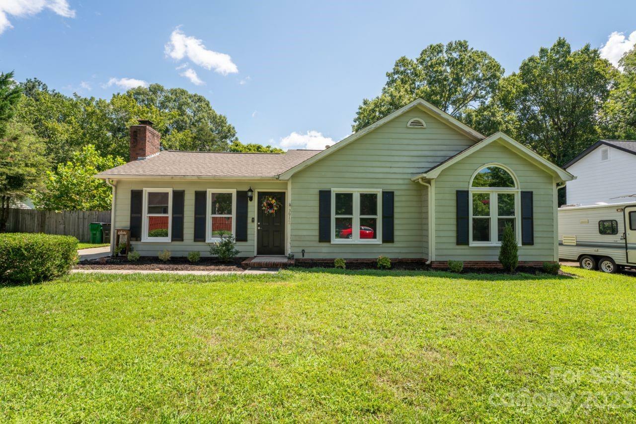 Property Photo:  3912 Coopersdale Road  NC 28273 