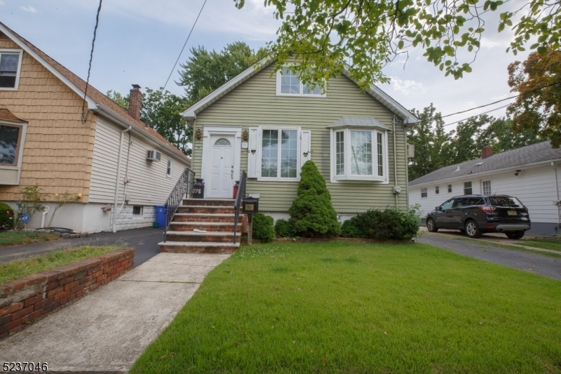 Property Photo:  2512 Ogden St  NJ 07036 