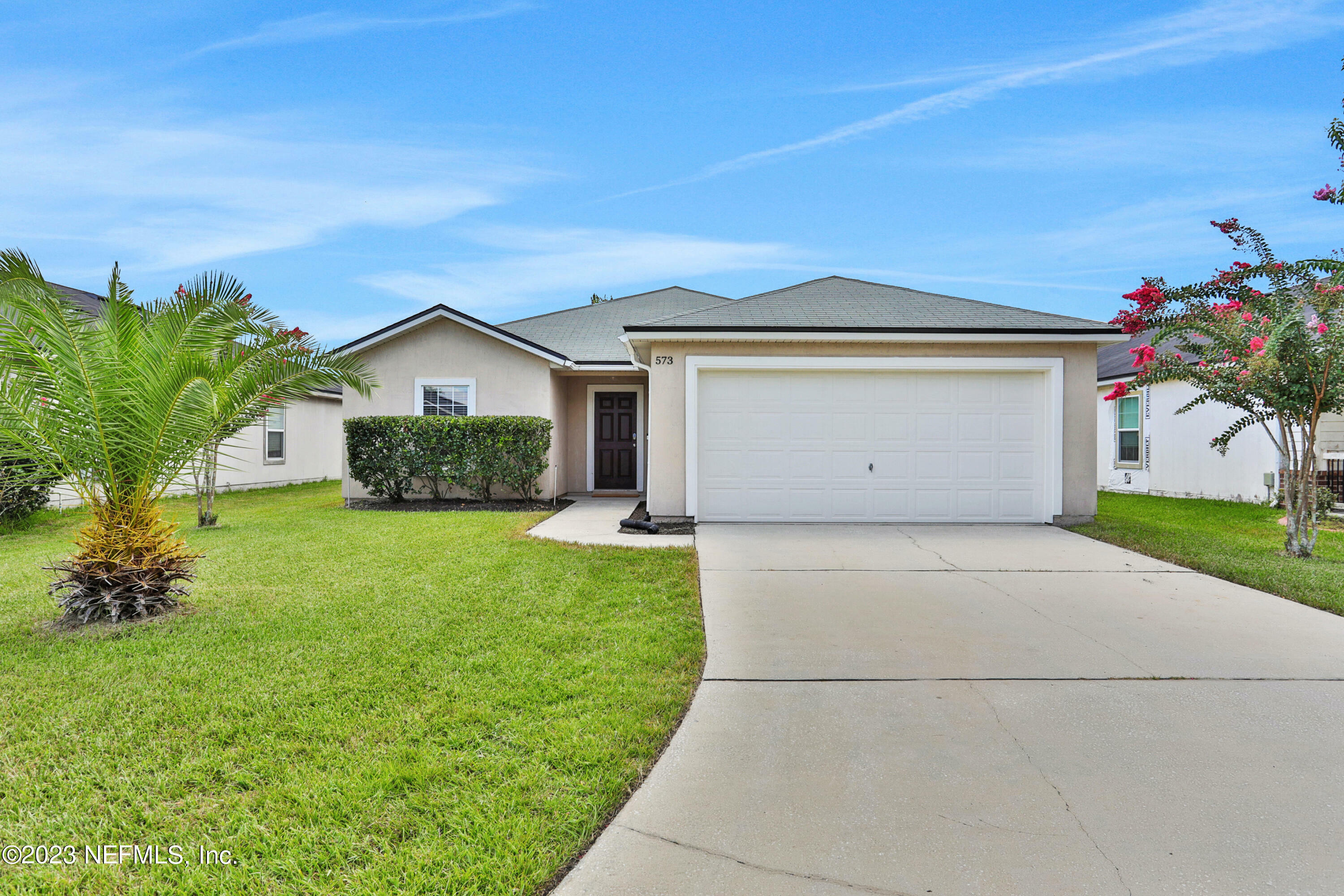 Property Photo:  573 S Aberdeenshire Drive  FL 32259 