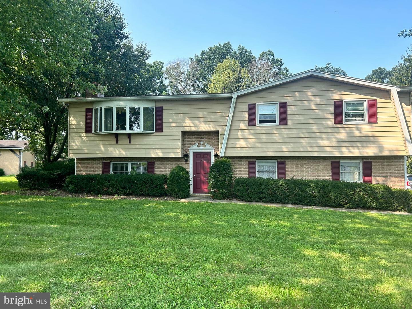 Property Photo: 1100 Limekiln PA 19518
