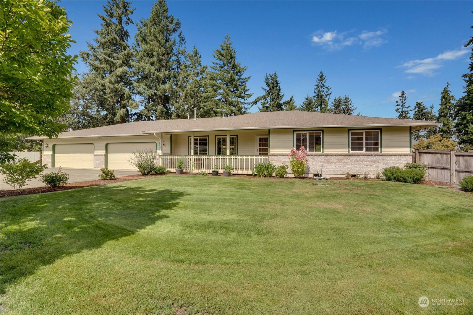 Home for sale in Spanaway 19009 10th Avenue Ct E, Spanaway, WA 98387