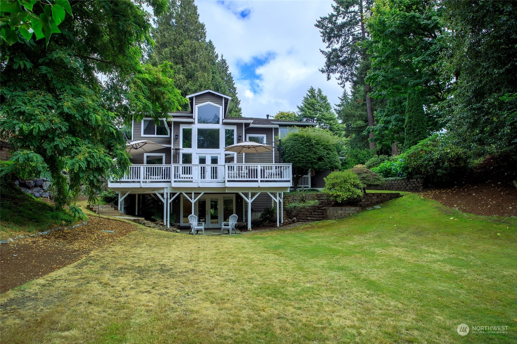 Property Photo:  11408 NE 97th Street  WA 98033 