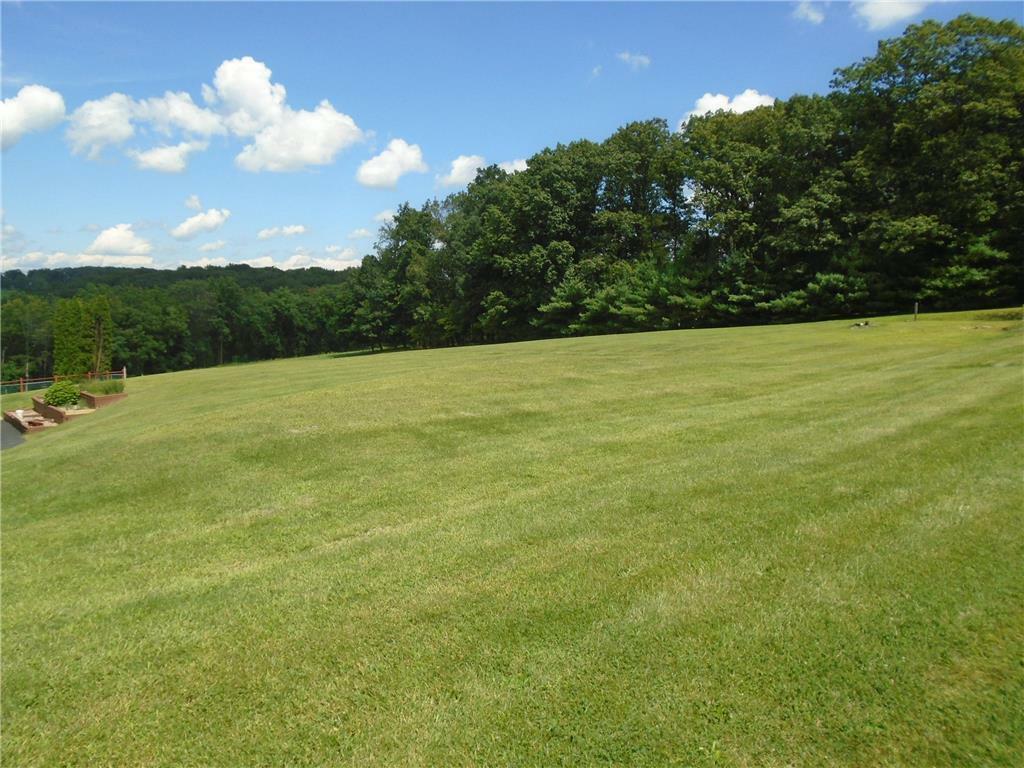 Property Photo: 1409 Greene Hill Court PA 19530
