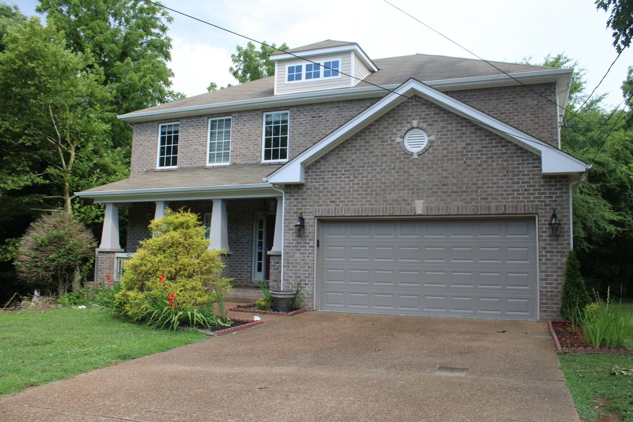 Property Photo:  1209 Brentwood Highlands Dr  TN 37211 