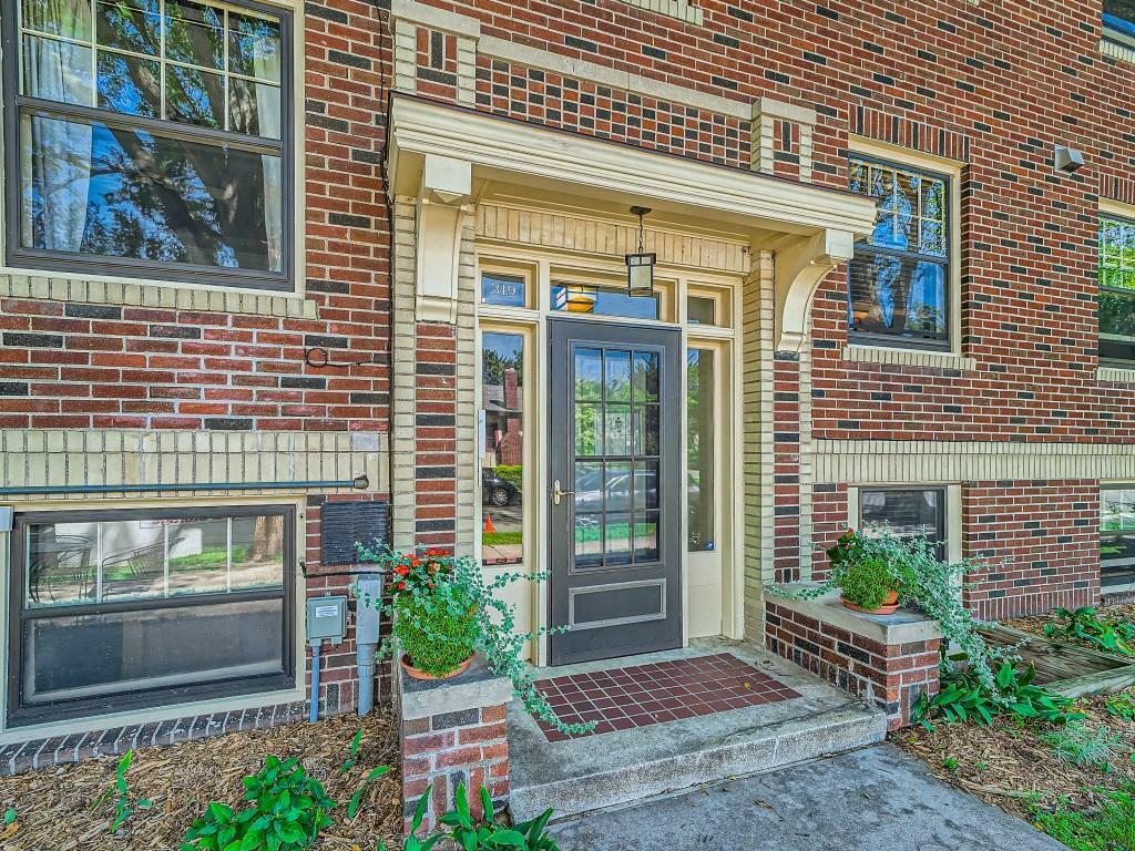 Property Photo: 319 W 47th Street 3 MN 55419