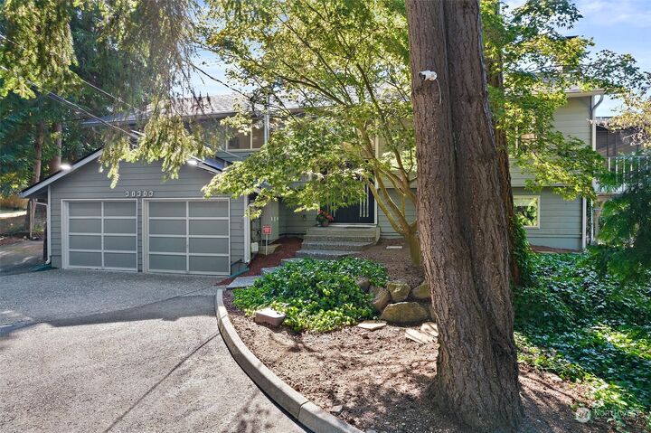 Property Photo: 30303 1st Avenue S WA 98003