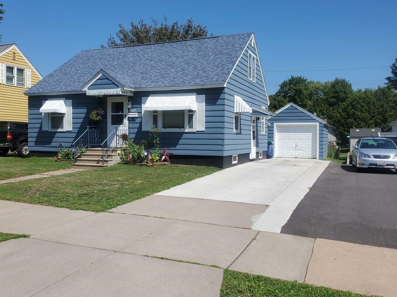 Property Photo:  935 South 7th Avenue  WI 54401 