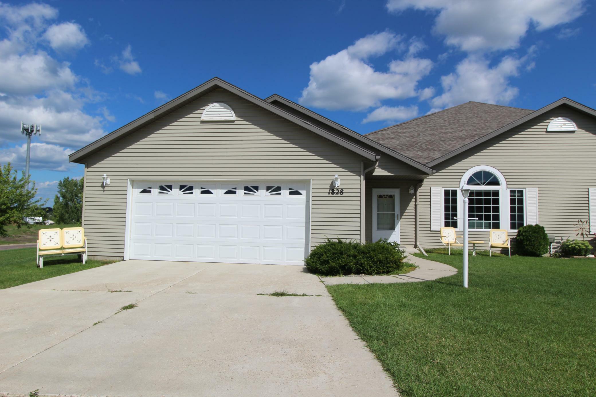 Property Photo:  1828 Aspen Lane  MN 56537 