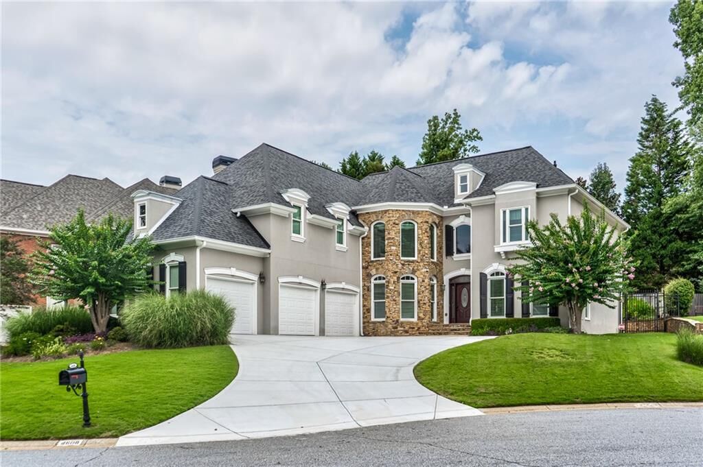 Property Photo:  4608 Chartley Way NE  GA 30075 