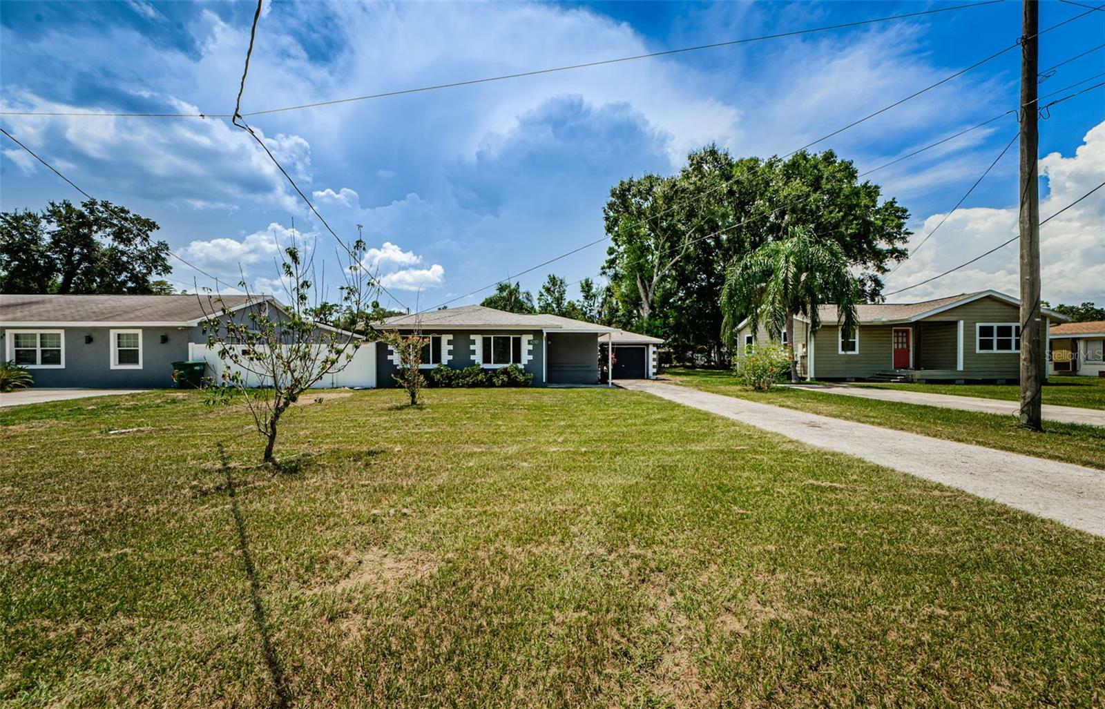 Property Photo:  4210 W Kentucky Avenue  FL 33614 