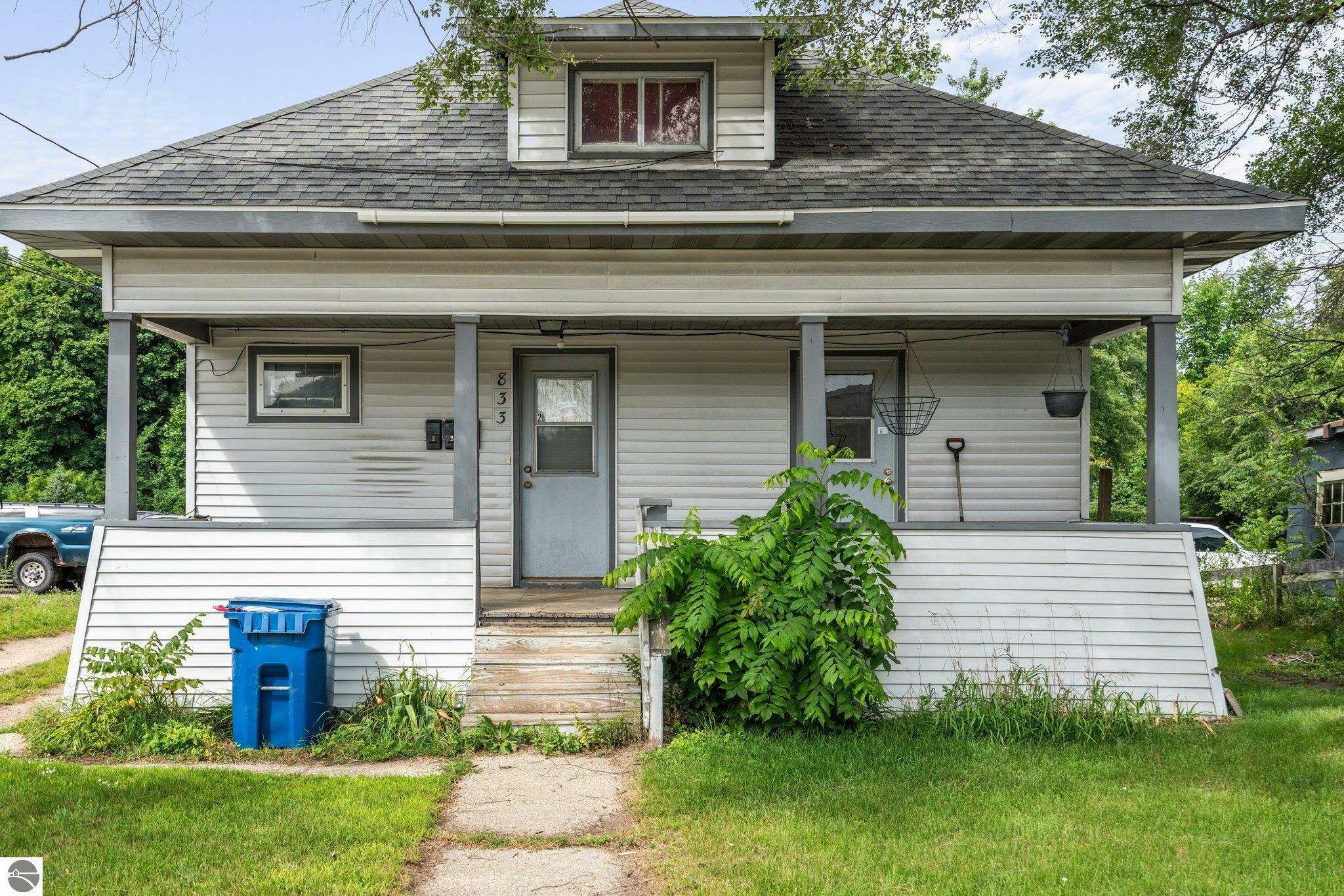 Property Photo:  833 N Mitchell Street  MI 49601 