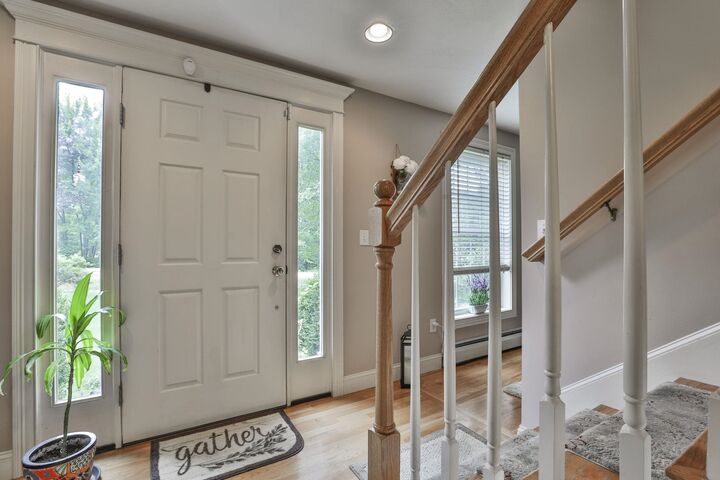 Property Photo:  19 Sheas Drive  NH 03032 