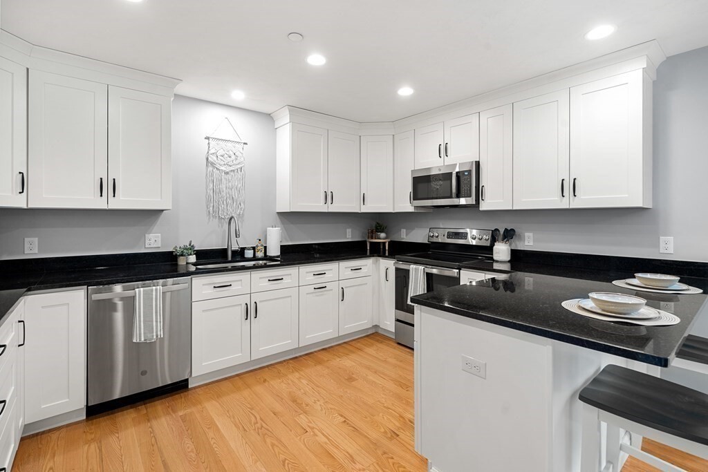 Property Photo: 168 Lowell St 33 MA 01887