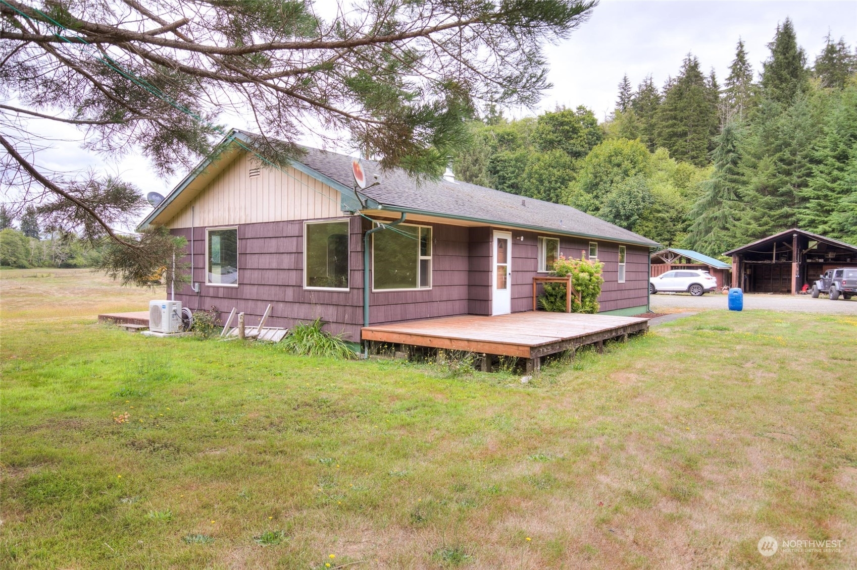 Property Photo:  471 E Humptulips Road  WA 98550 