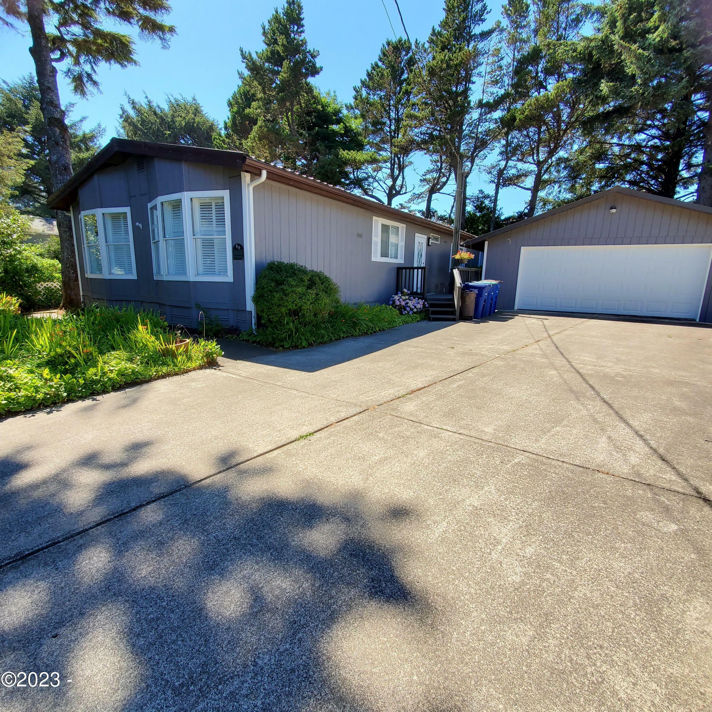 Property Photo:  7135 Salal Avenue  OR 97388 