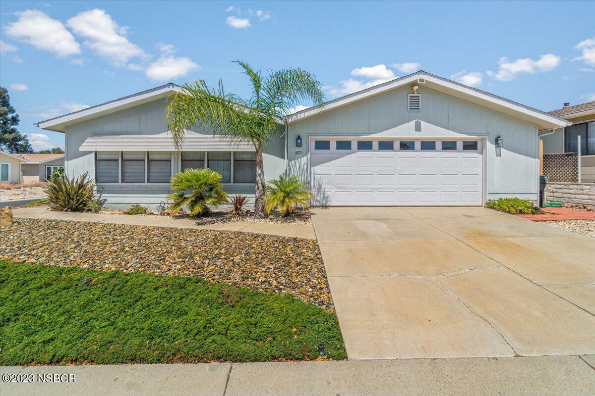 Property Photo:  805 Whippoorwill Drive  CA 93455 