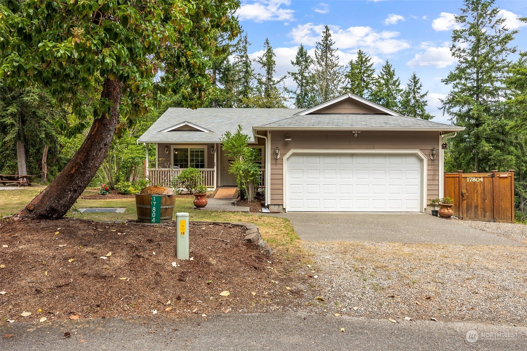 Property Photo:  17804 Overlake Court SE  WA 98597 