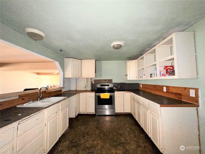 Property Photo:  720 S Jefferson Street  WA 99166 