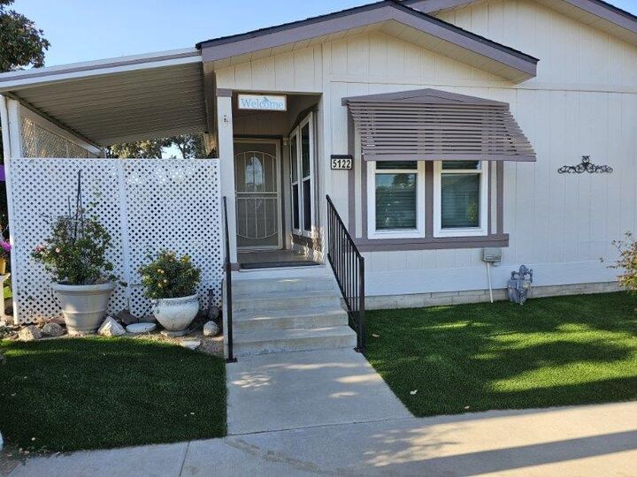 5122 W Dorothea Avenue  Visalia CA 93277 photo