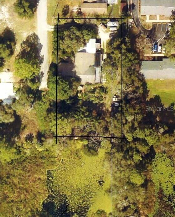 Property Photo: 912 Holiday Lane FL 34748