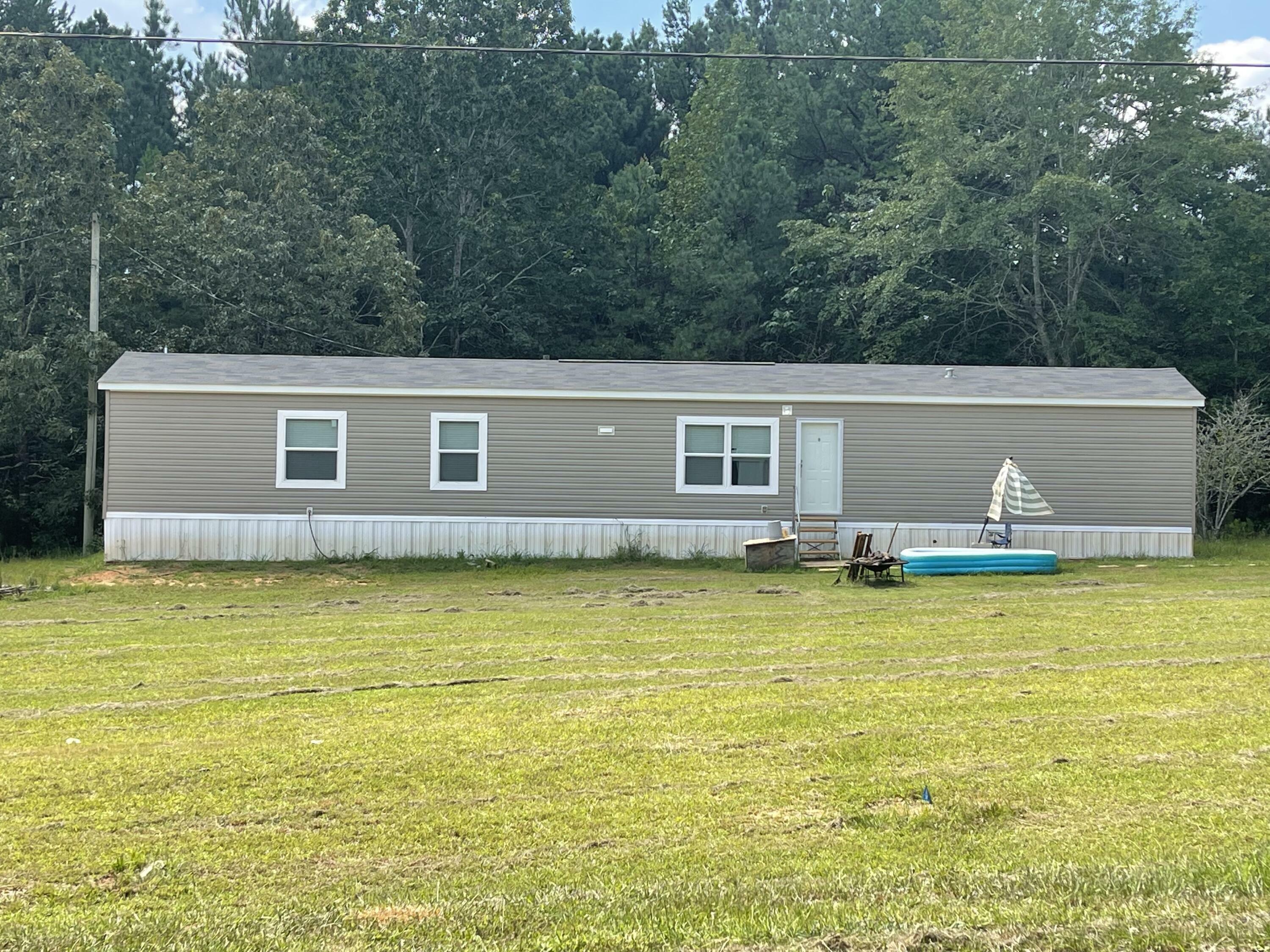Property Photo: 74 County Road 180 MS 38834