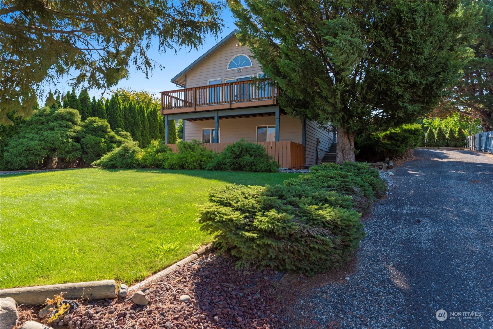 302 Pine View Drive  Orondo WA 98843 photo