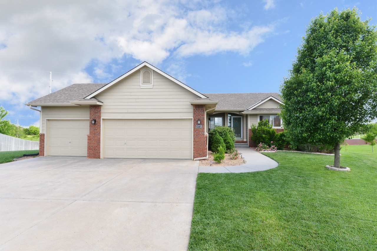 Property Photo: 10719 Waterside Ct KS 67205