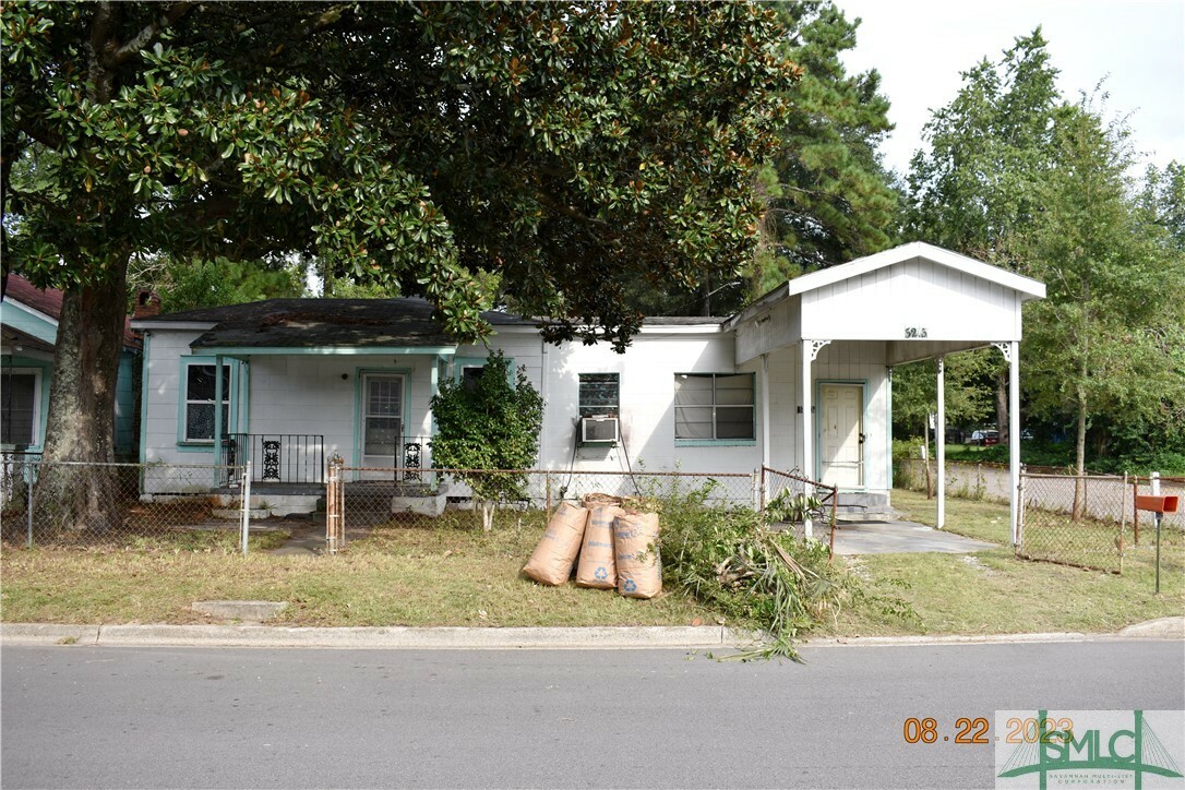 Property Photo:  5213 Dillon Avenue  GA 31405 