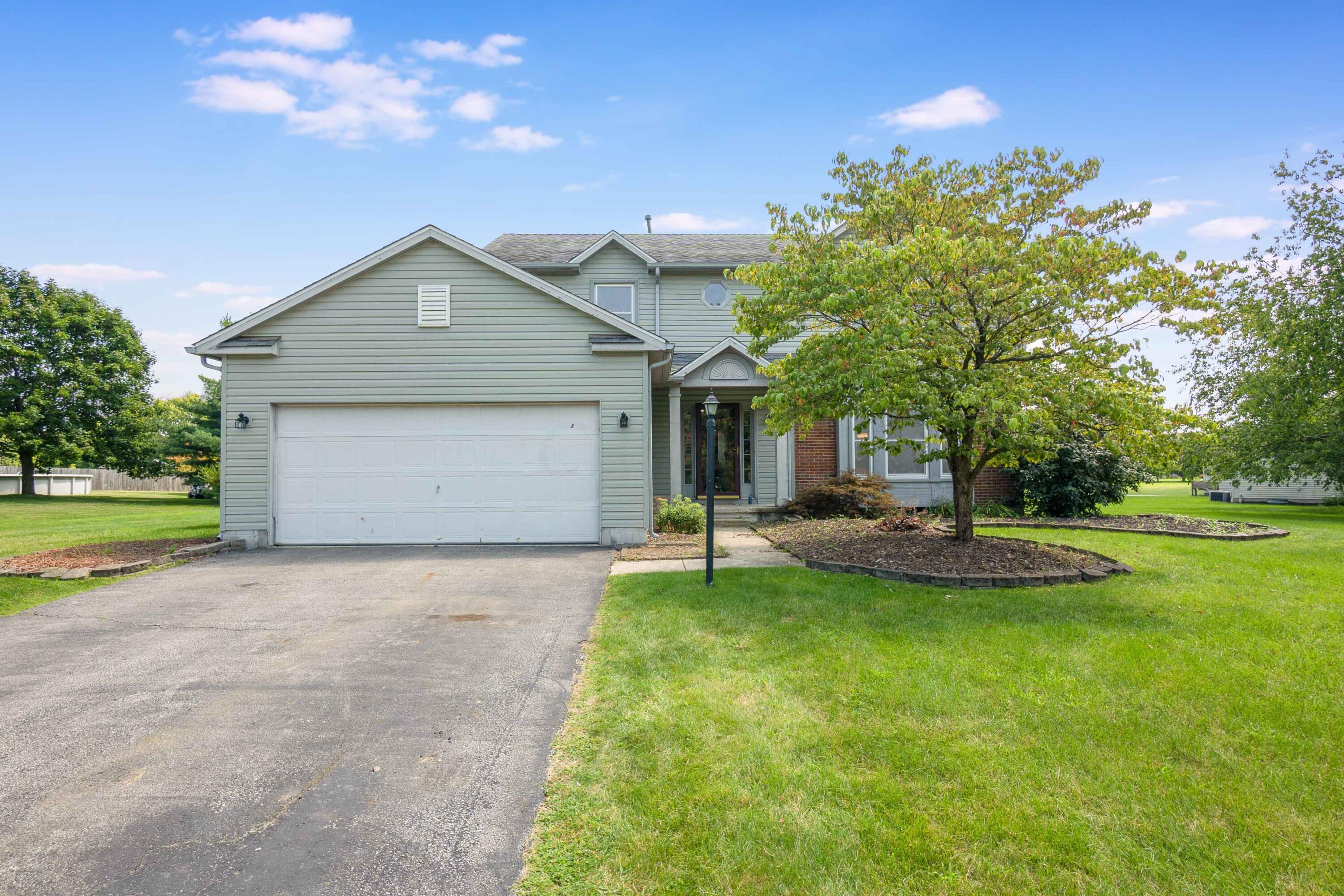 13690 Sudbury Drive  Pickerington OH 43147 photo