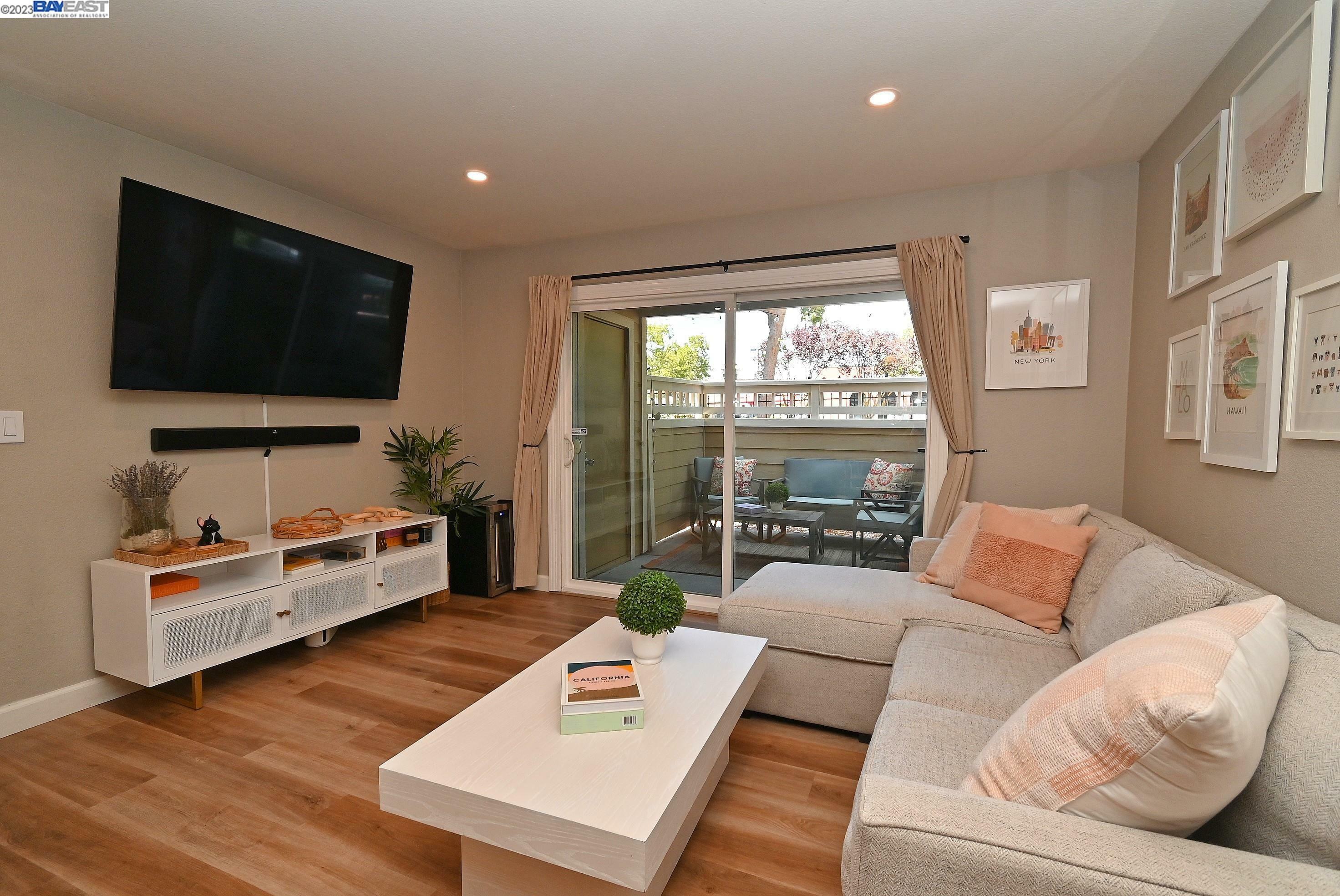 Property Photo:  130 Reflections Dr 15  CA 94583 
