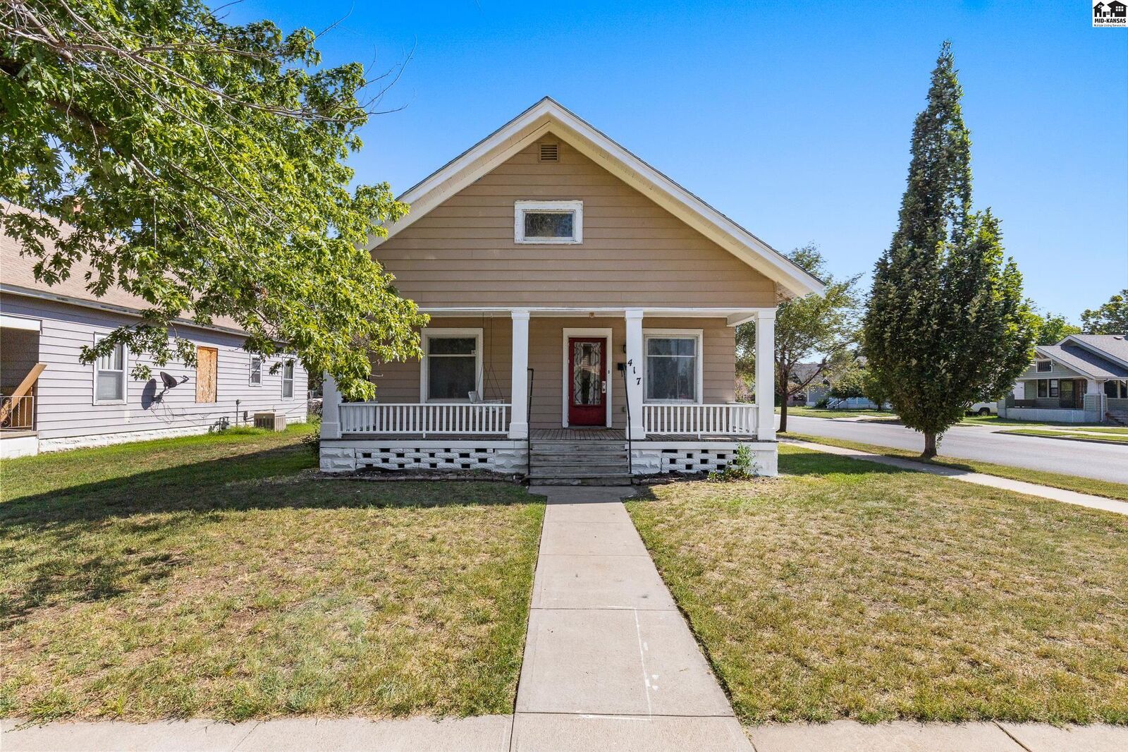 Property Photo:  417 W 12th Ave  KS 67501 