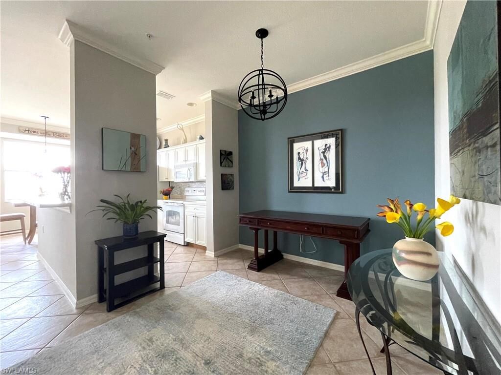 Property Photo: 8490 Kingbird Loop 943 FL 33967