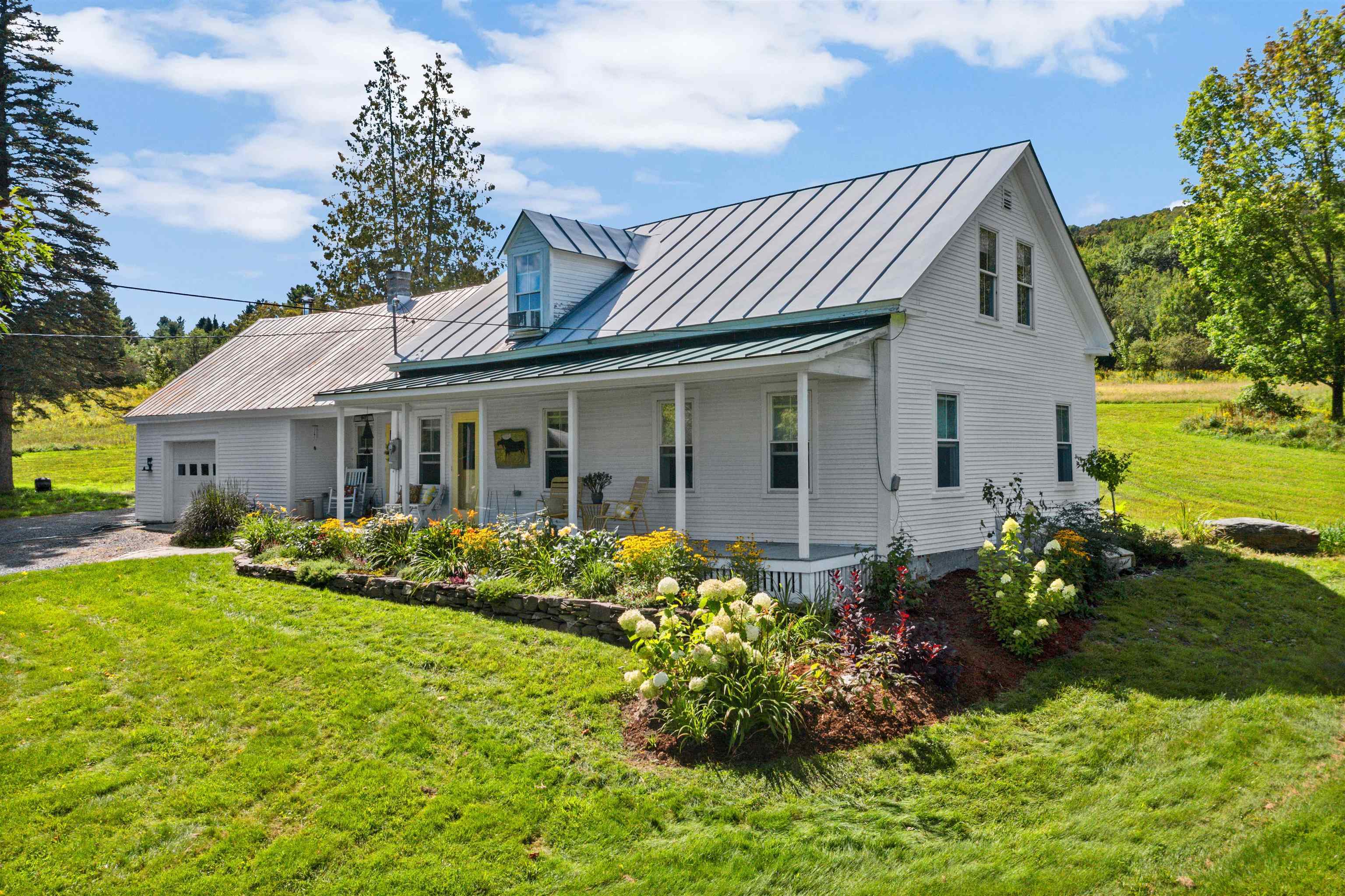 Property Photo: 1162 West Hill Road VT 05663